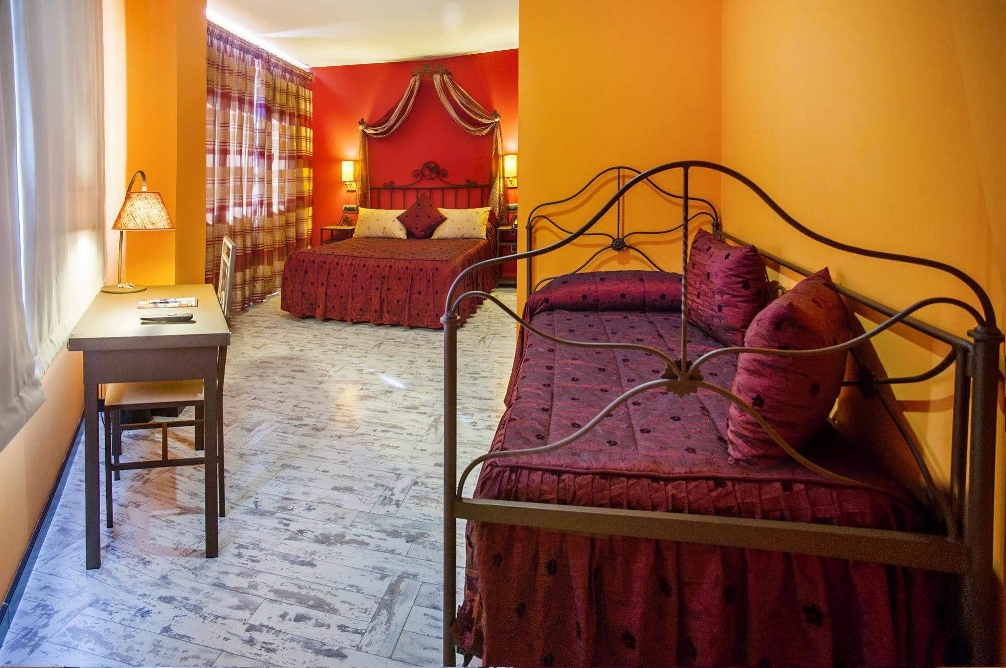 Hotel Moya 3*